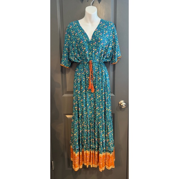 broadway modest co. Dresses & Skirts - Elegant Floral Maxi Dress in Teal and Orange